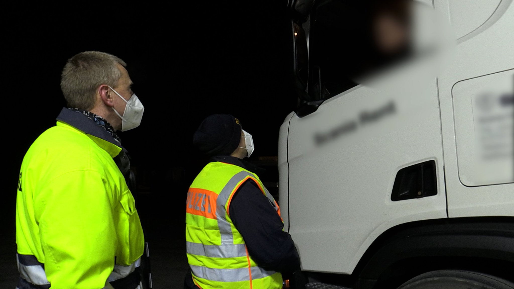 Lkw-Nachtfahrverbot: Viele Verstöße im Kleinen Deutschen Eck