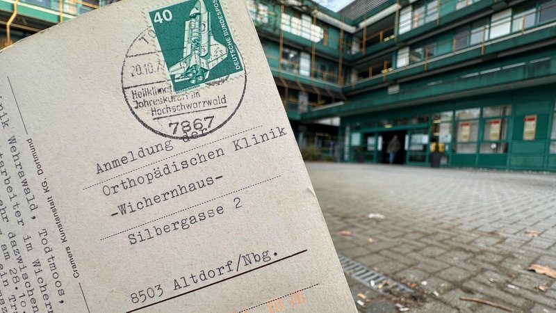 Postkarte nach 47 Jahren zugestellt | Bild: Dominik Kranzer Postkarte nach 47 Jahren zugestellt