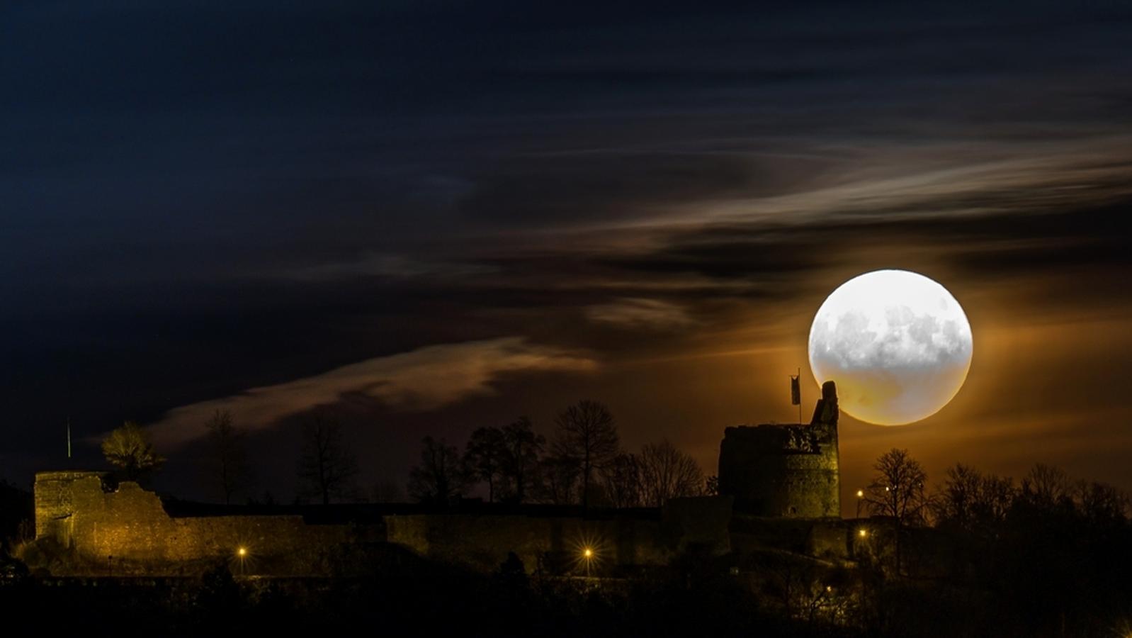 Grosster Vollmond Des Ganzen Jahres Br24