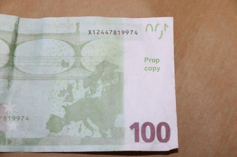 Scherzgeld 1:1 10 x 100 Euro Scheine    Spiegeld Filmgeld Pokergeld 
