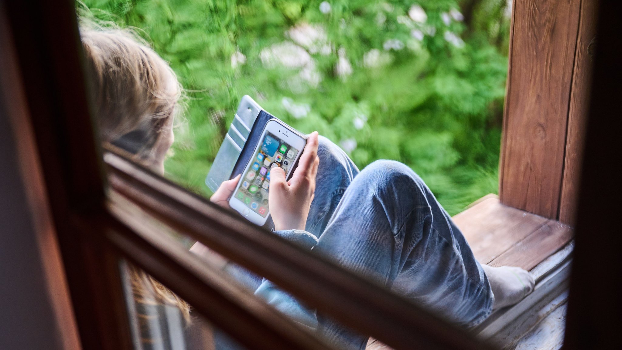 Experten fordern mehr Schutz für Kinder bei KI und Social Media