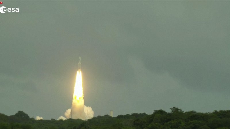 Mit eintägiger Verspätung startete eine Ariane-Rakete mit der Sonde an Bord in Französisch-Guayana.