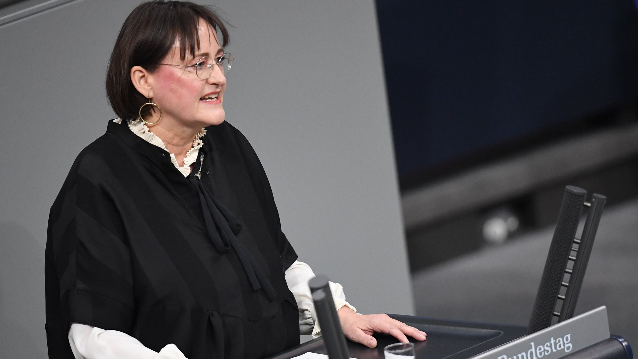 Martina Renner (Die Linke) bei einer Rede im Bundestag