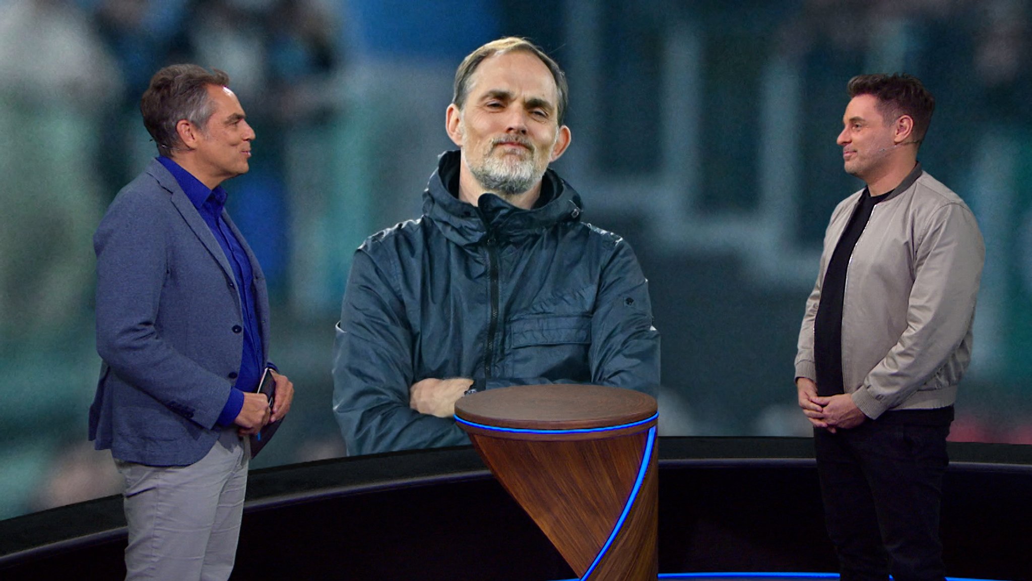 Dominik Vischer (l.) und Florian Eckl im Gespräch im Studio