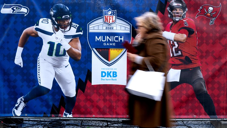Am Sonntag findet zum ersten Mal eine offizielle Partie der US-Profiliga in Deutschland statt. Die NFL will expandieren und macht in der Allianz Arena in München Werbung für ihr Produkt. 