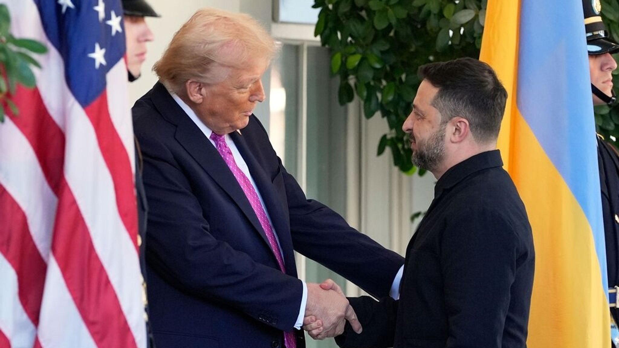 (Archivbild): Trump empfängt Selenskyj im Weißen Haus