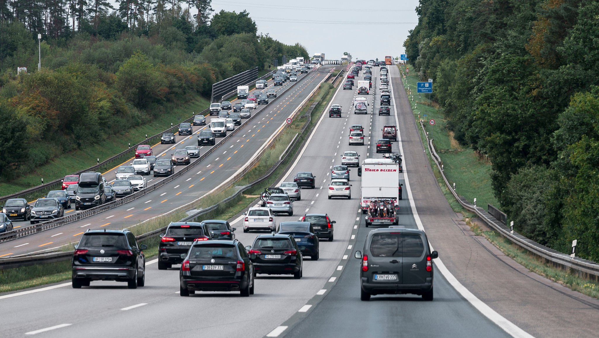 Zähfließender Verkehr auf der A9 (Symbolbild)