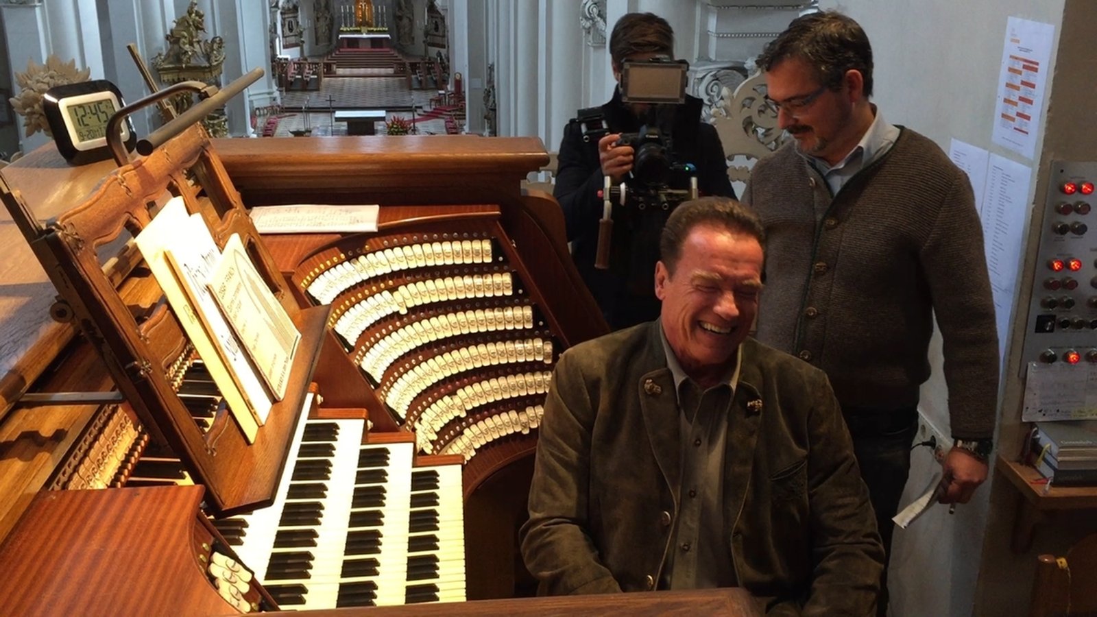 "Terminator" an der Passauer Dom-Orgel