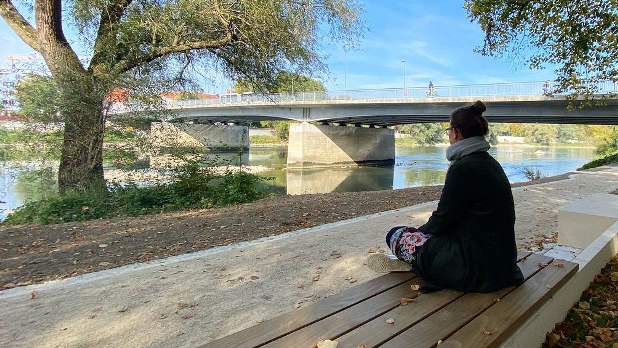 Die neuen Sitzstufen am Fluss sind Teil von Ingolstadts Aktionsplan "Stadtpark Donau".