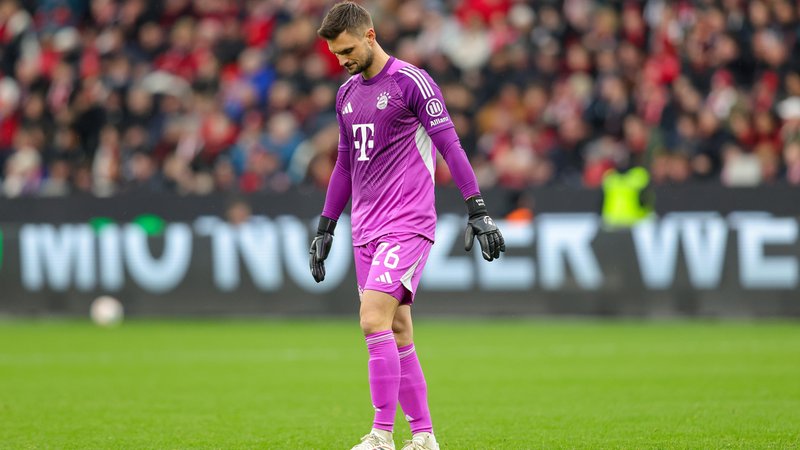 Sven Ulreich im Spiel gegen Bayer 04 Leverkusen | Bild: picture alliance / firo Sportphoto | Jürgen Fromme Sven Ulreich im Spiel gegen Bayer 04 Leverkusen