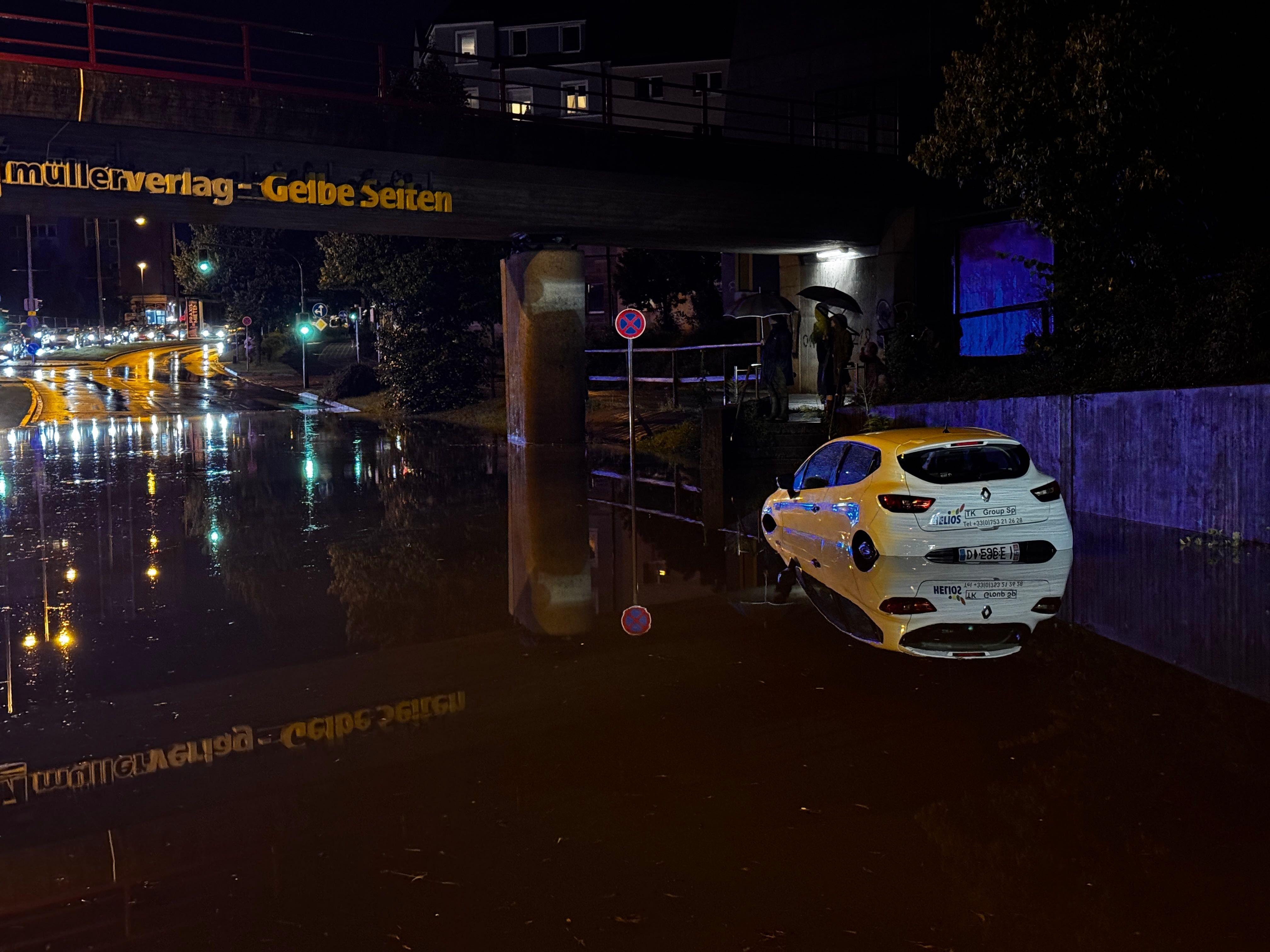 Gewitterfront trifft Franken: In Mittelfranken kam es zu Hagel, Starkregen und Feuerwehreinsätzen - auch Unterfranken war betroffen.