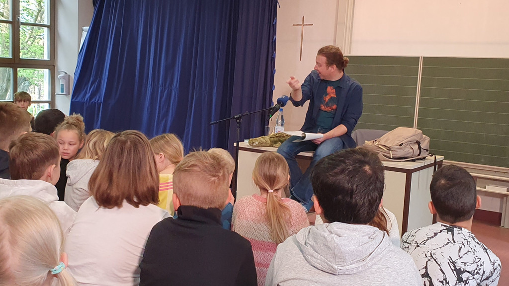 Matthias Kröner liest aus seinem Buch "Der Billabongkönig"