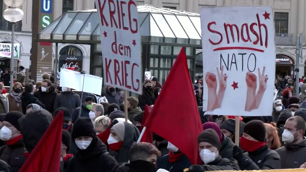Demo anlässlich der Münchner Sicherheitskonferenz | Bild: BR Demo anlässlich der Münchner Sicherheitskonferenz