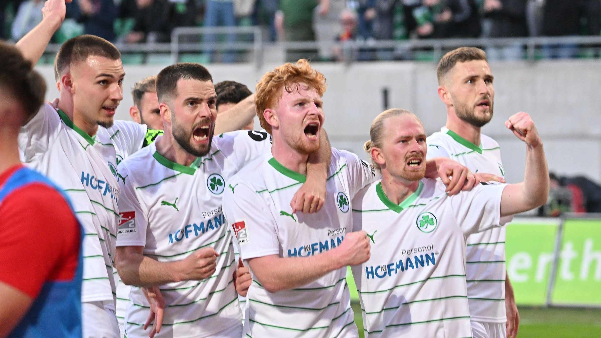 90.+4: Greuther Fürth feiert Last-Minute-Sieg gegen FCK