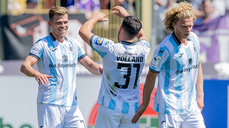 Volland und Niederlechner jubeln | Bild: picture alliance / Eibner-Pressefoto | Eibner-Pressefoto/Heike Feiner Besond Volland und Niederlechner jubeln