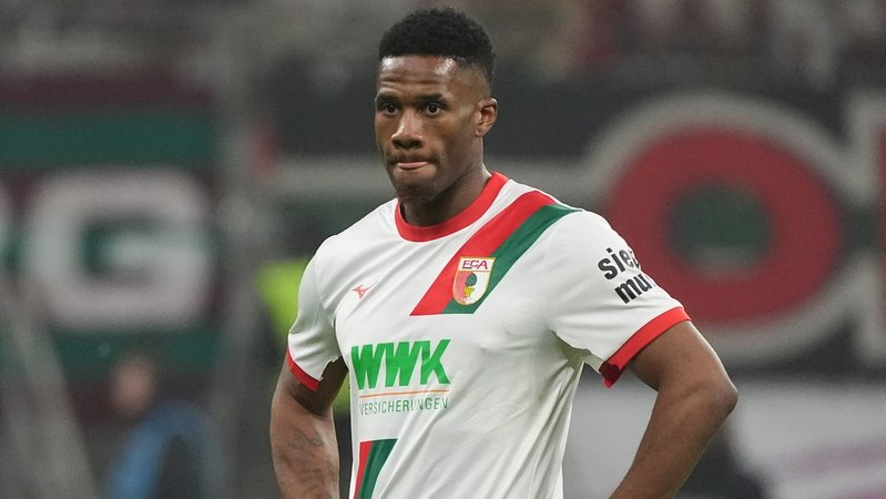 Samuel Essende (FC Augsburg) | Bild: picture-alliance / dpa Samuel Essende (FC Augsburg)