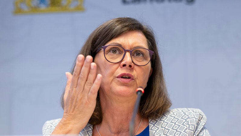 Präsidentin des Bayerischen Landtags Ilse Aigner | Bild: picture alliance/dpa | Peter Kneffel Präsidentin des Bayerischen Landtags Ilse Aigner