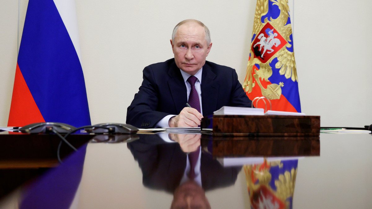 "Neue Runde von Machtkämpfen": Putins Kehrtwende verwirrt Eliten