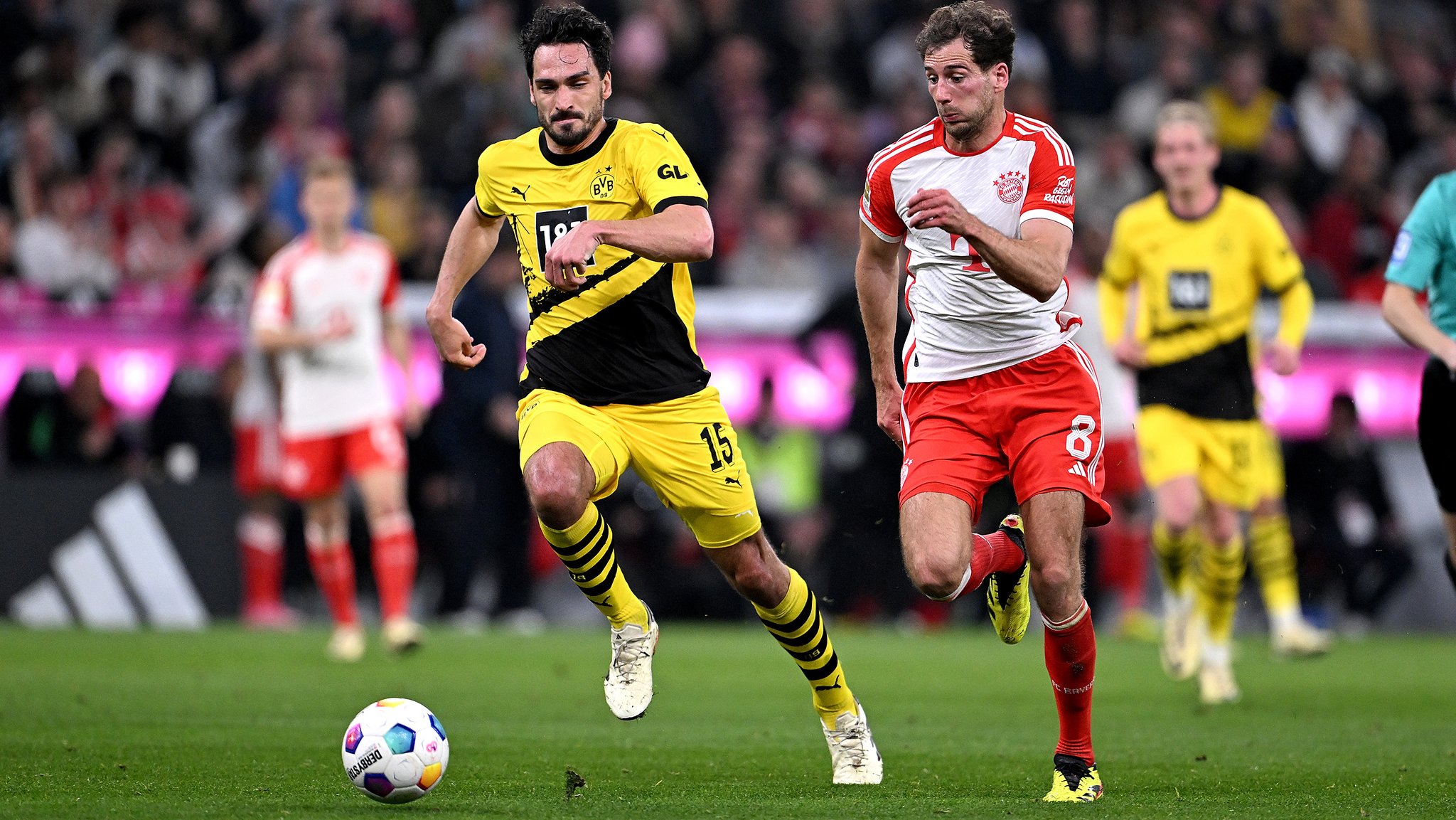 Mats Hummels (l.) und Leon Goretzka