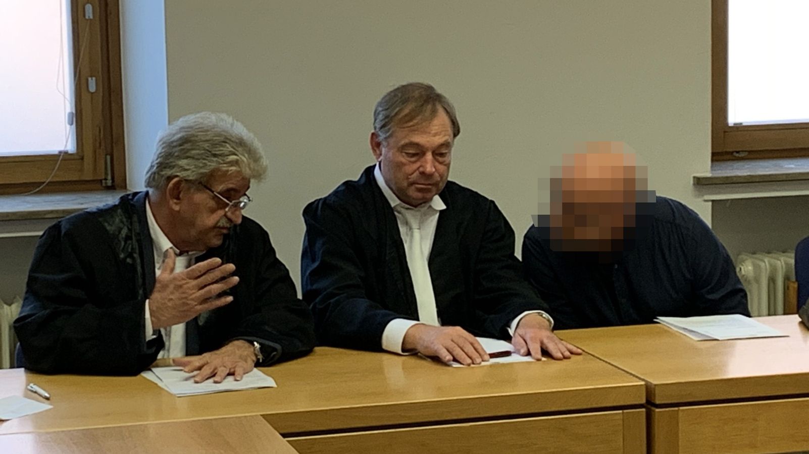 Schock in Schweinfurt: Ex-Bankberater steckte Kunden um 1,5 Millionen Euro – Fünf Jahre Haft!