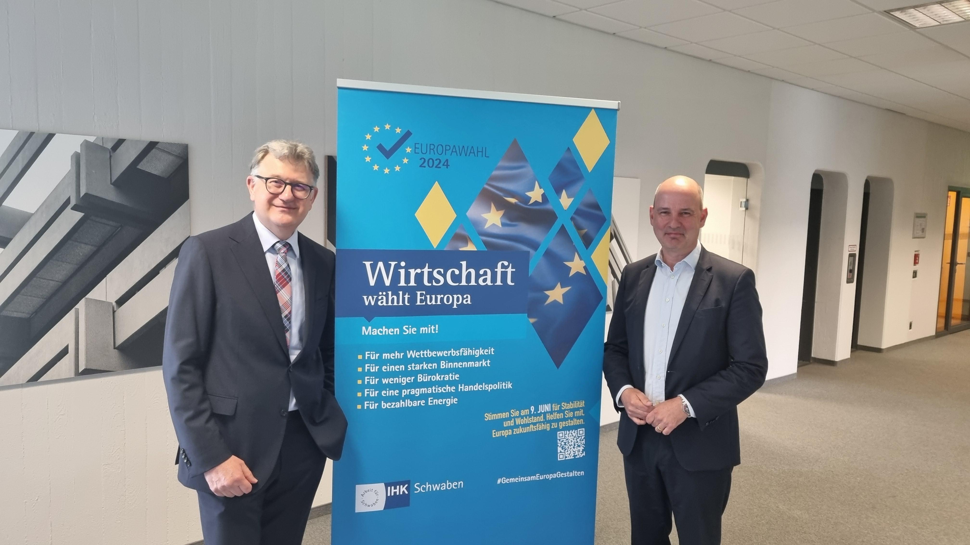 Reinhold Braun, Präsident der IHK Schwaben und Dr. Marc Lucassen, Hauptgeschäftsführer der IHK Schwaben