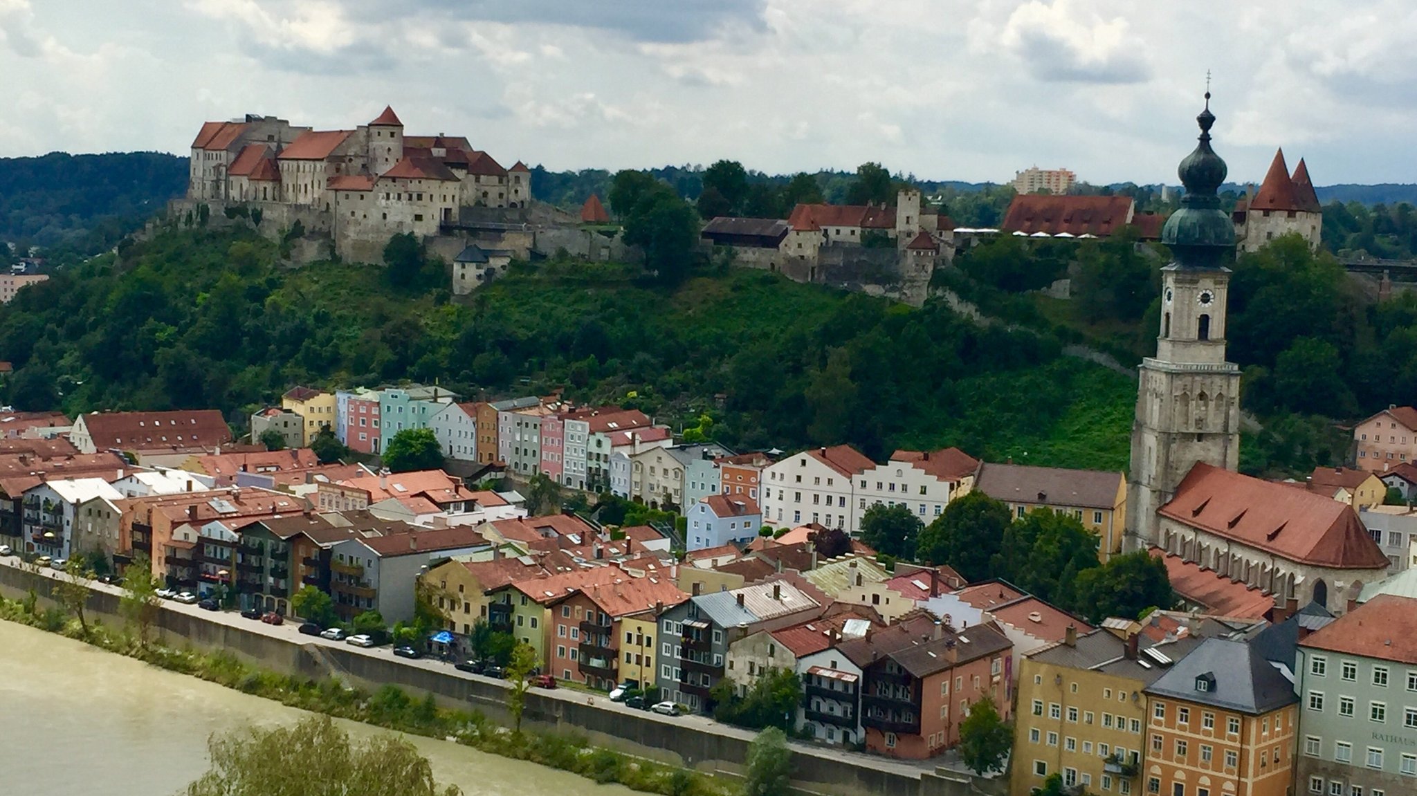 Wegen PFOA-Belastung: Stadt Burghausen plant Millionen-Klage