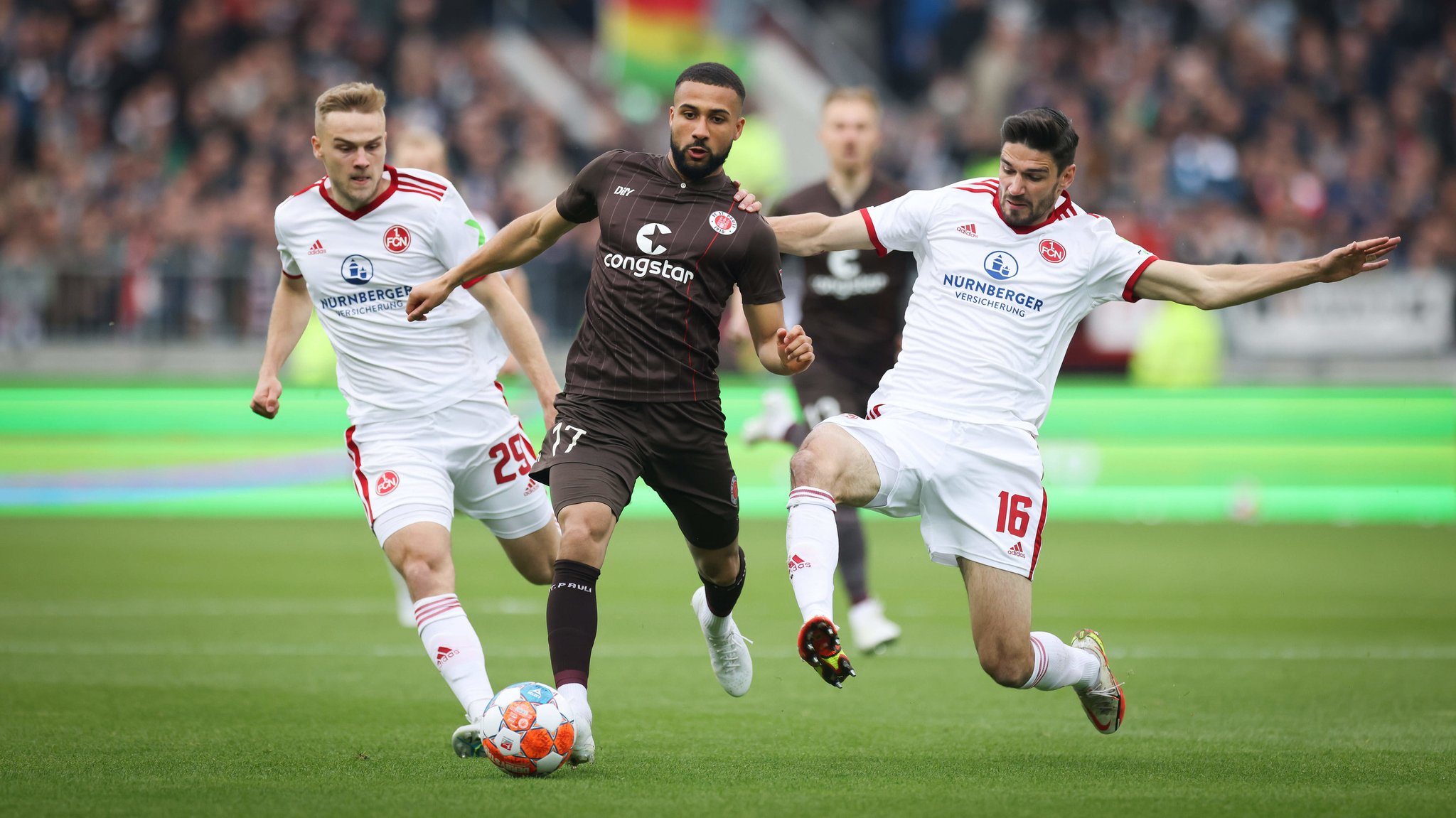 Spielszene FC St. Pauli - 1. FC Nürnberg