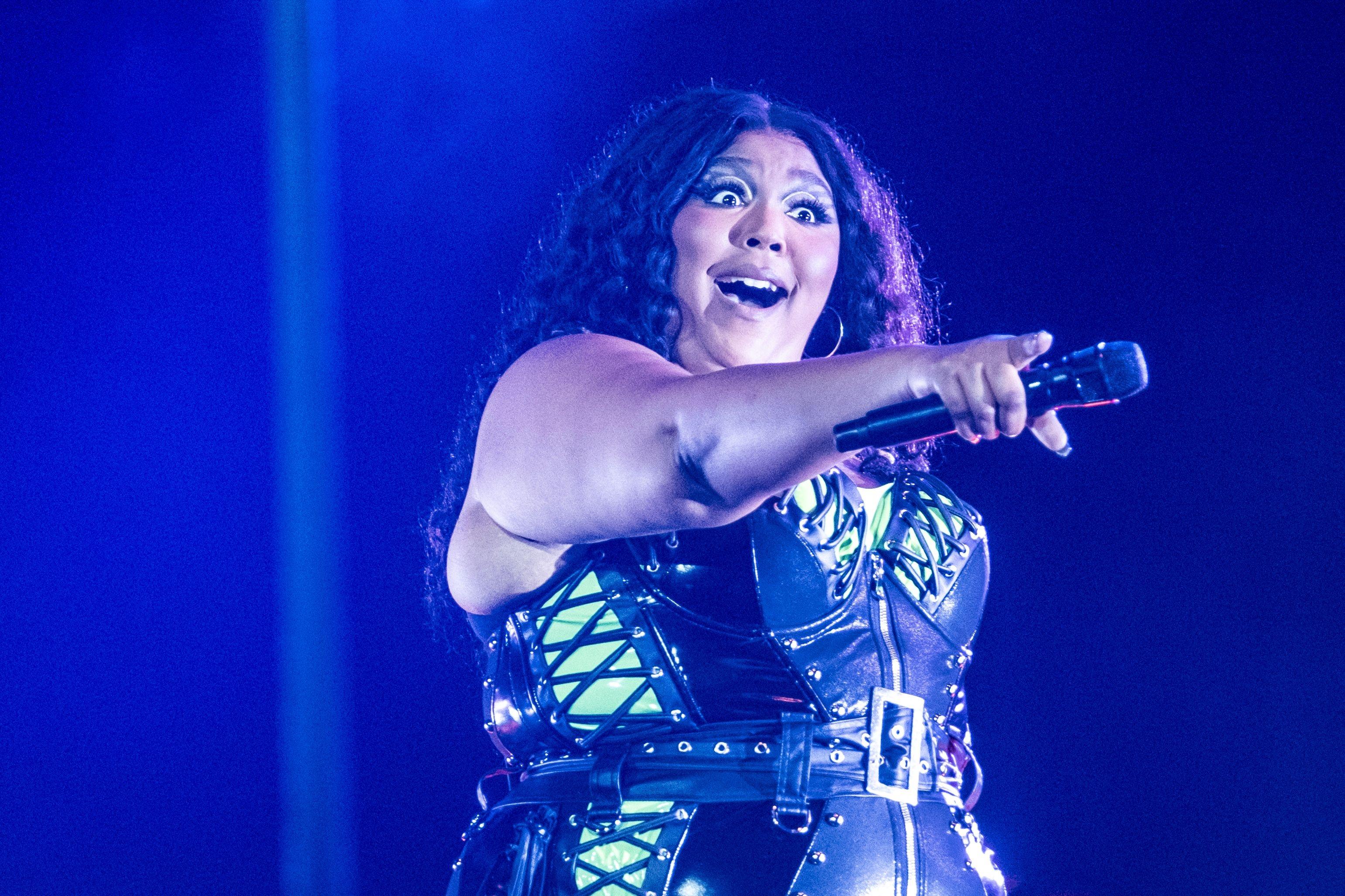 Lizzo auf der Bühne | Bild:picture alliance / Ritzau Scanpix | Helle Arensbak