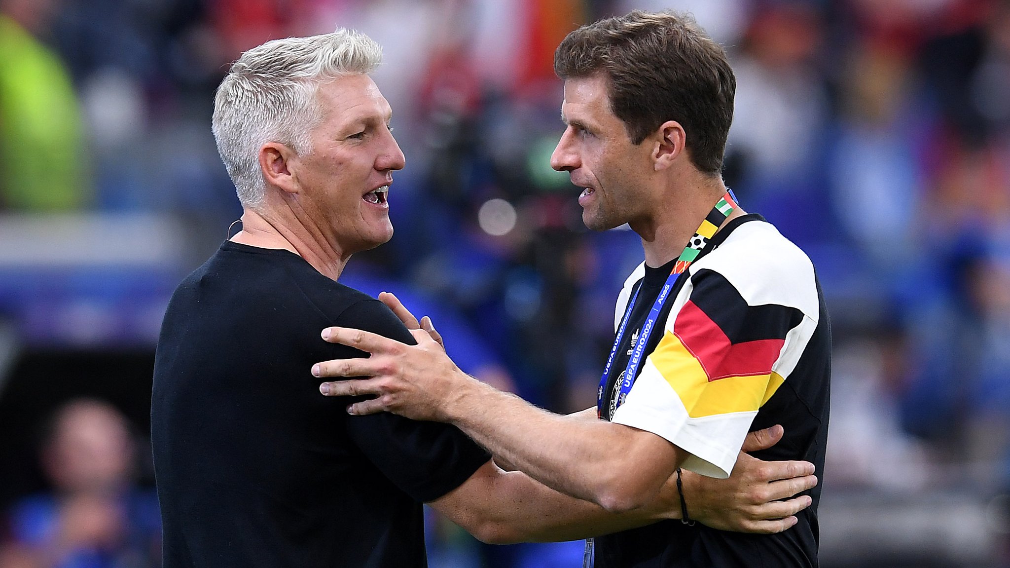 Bastian Schweinsteiger (links) und Thomas Müller (rechts)