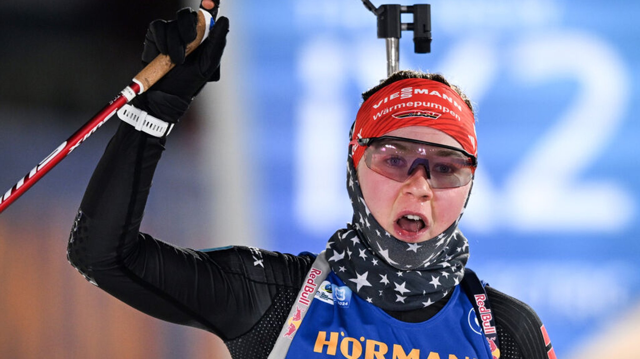 13.02.2024, Tschechien, Nove Mesto Na Morave: Biathlon: Weltmeisterschaft, Einzel 15 km, Damen. Selina Grotian aus Deutschland jubelt im Ziel. Foto: Hendrik Schmidt/dpa +++ dpa-Bildfunk +++