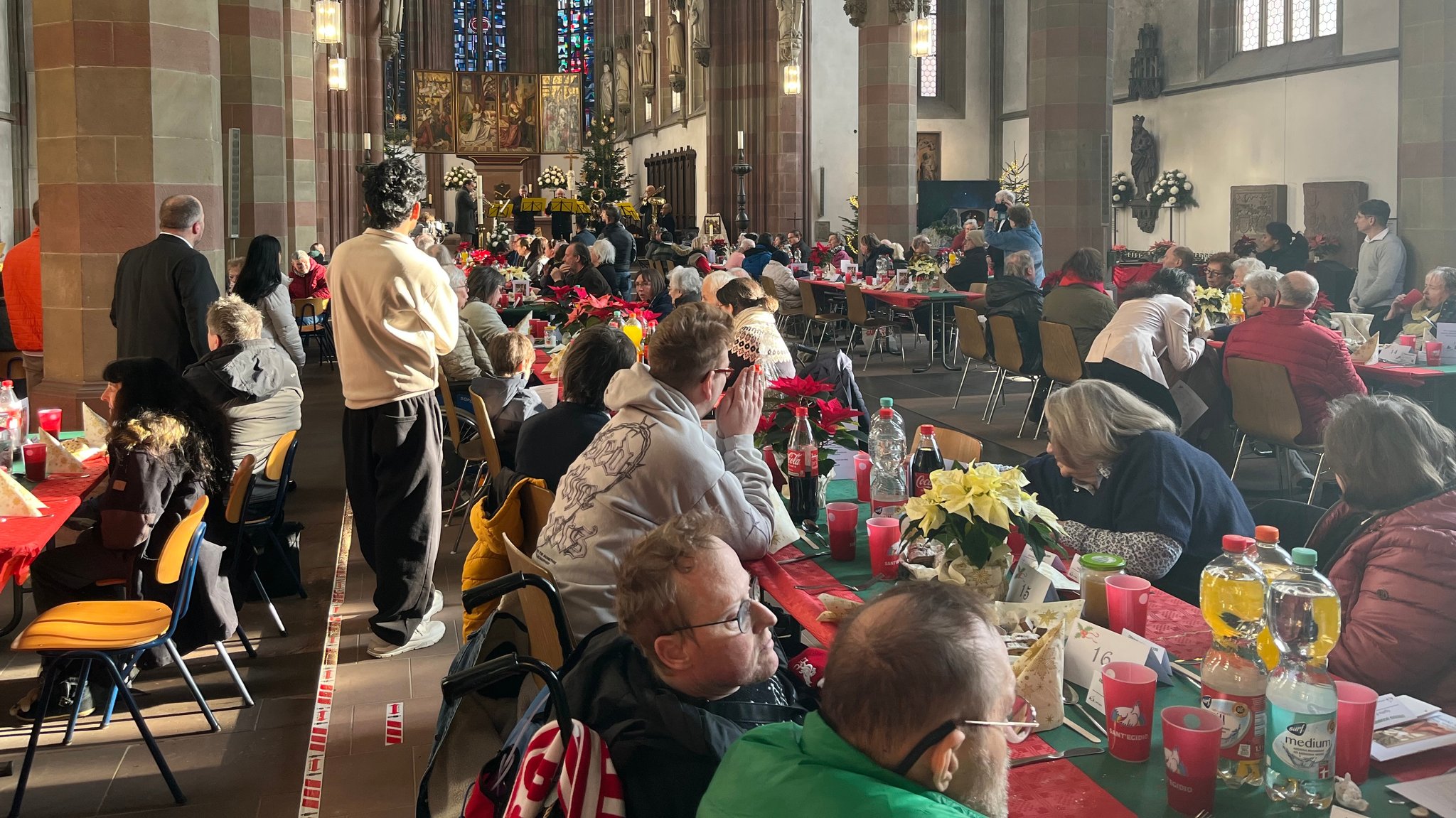 Das traditionelle Weihnachtsfest von Sant'Egidio in Würzburg.