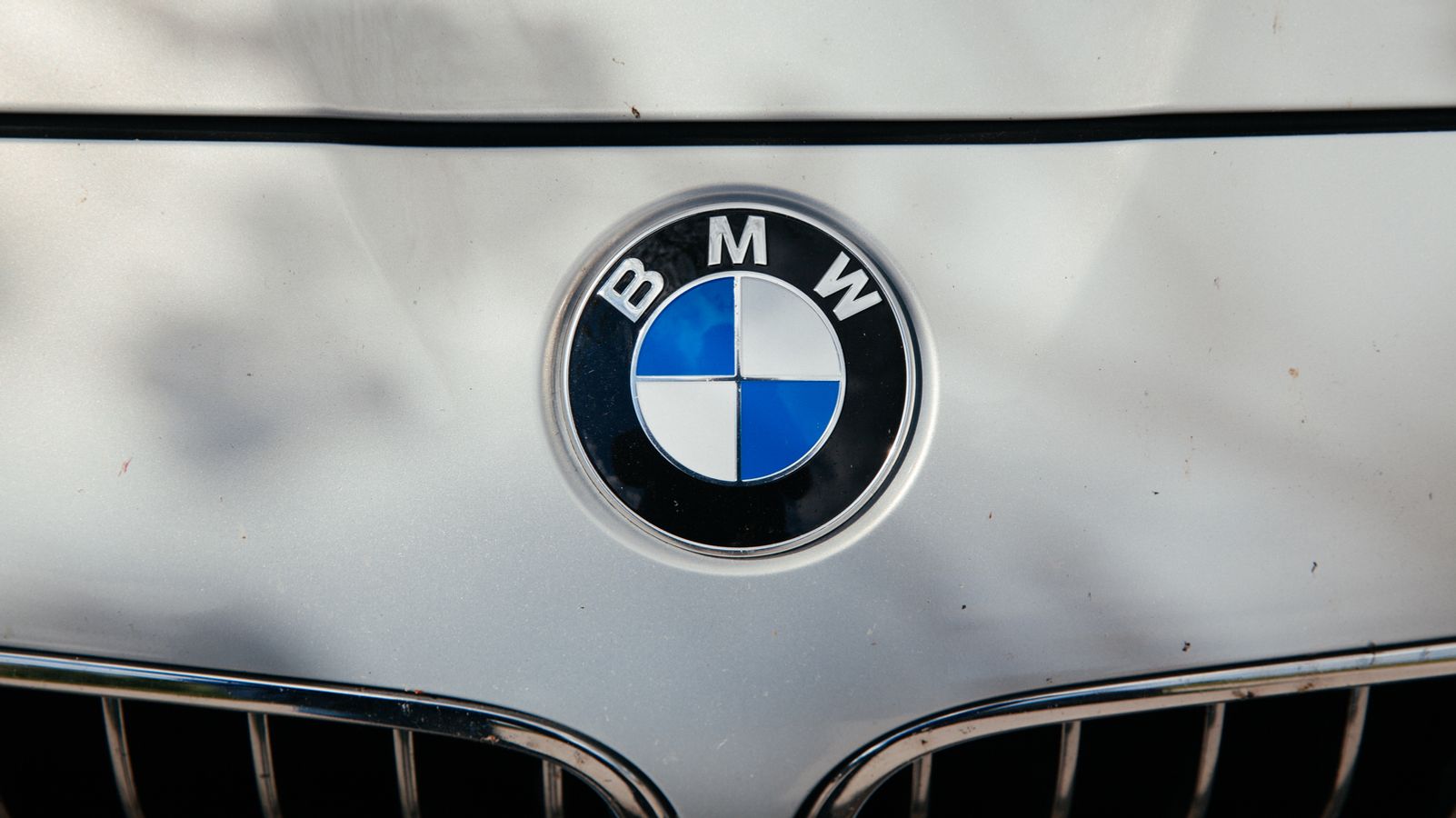Bmw Trotz Roter Zahlen Zuversichtlich Fur Gesamtjahr Br24