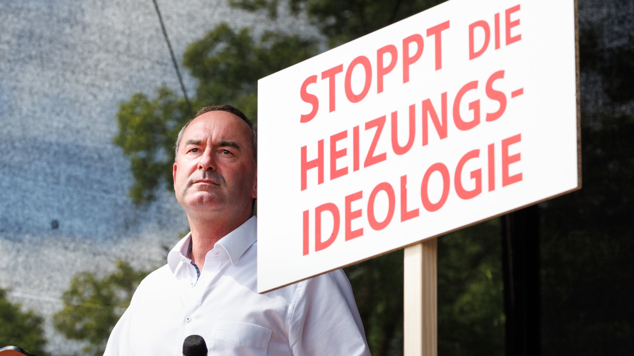 Aiwanger auf Erdinger Heizungs-Demonstration