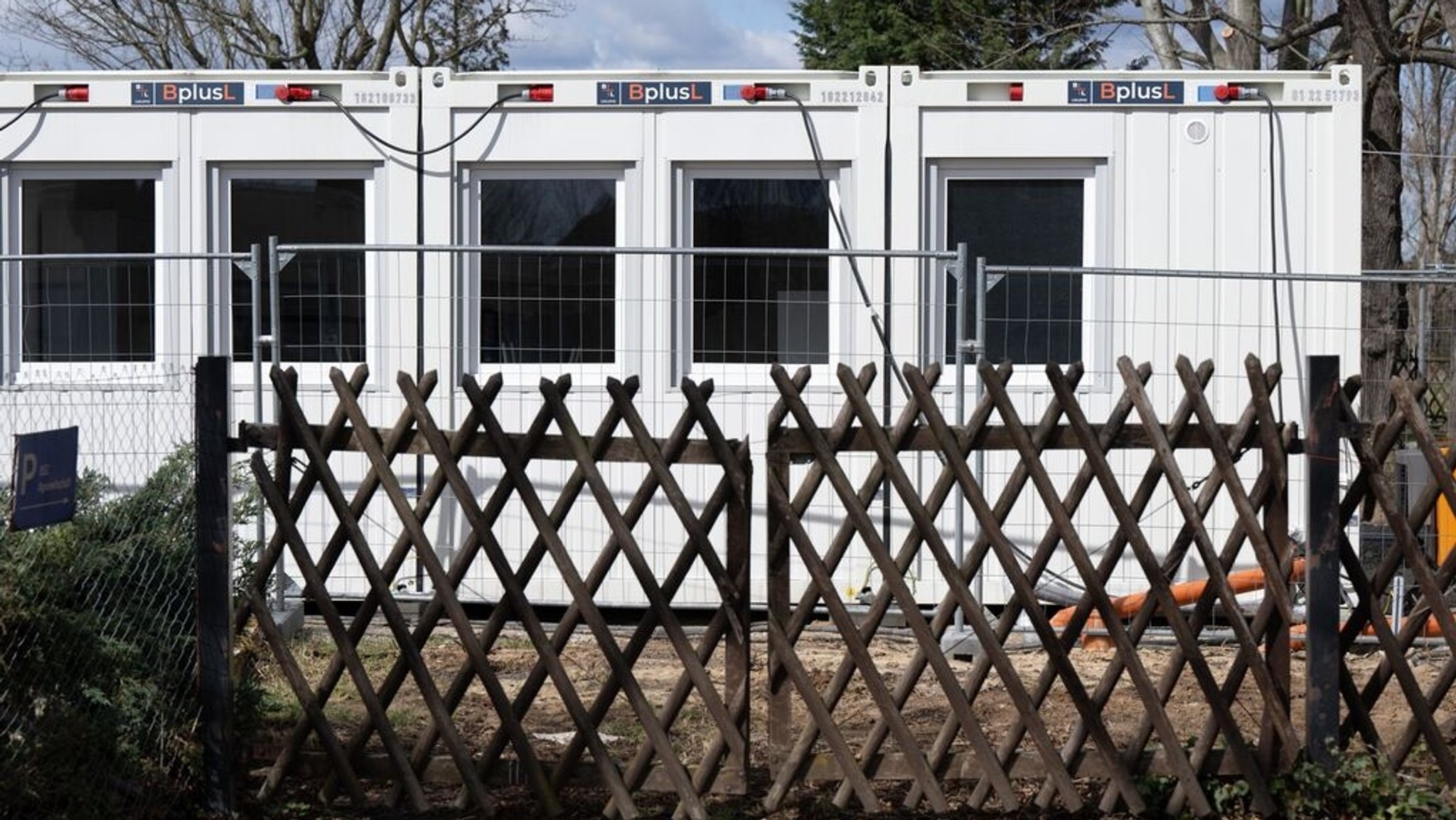 Wohncontainer für Flüchtlinge (Symbolbild)