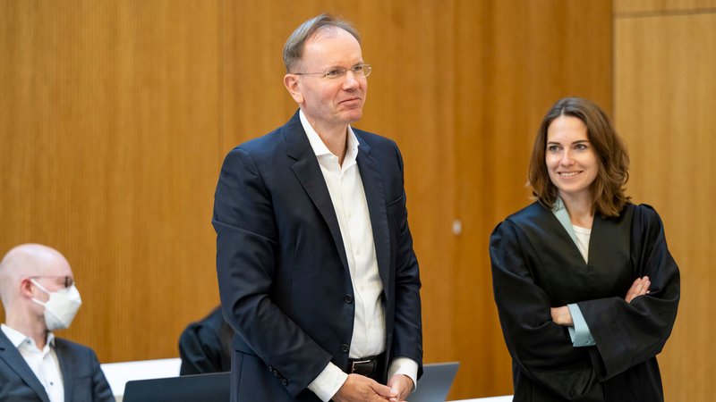 Nach der Aussagen von Wirecard-Insolvenzverwalter Michael Jaffé kam es im Wirecard-Prozess zum Eklat. | Bild: dpa-Bildfunk/Lennart Preiss Nach der Aussagen von Wirecard-Insolvenzverwalter Michael Jaffé kam es im Wirecard-Prozess zum Eklat.