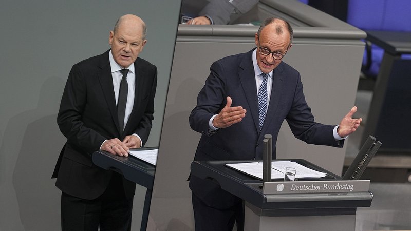 Zum ersten Mal hat heute die AFD einem Antrag im Bundestag zur Mehrheit verholfen: Dem Antrag der Union zur Änderung der Asylpolitik. | Bild: BR 2025 Zum ersten Mal hat heute die AFD einem Antrag im Bundestag zur Mehrheit verholfen: Dem Antrag der Union zur Änderung der Asylpolitik.