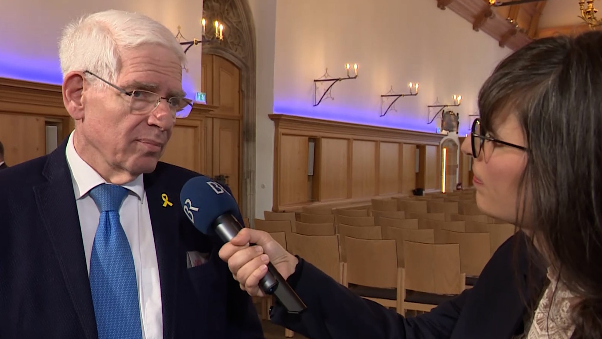 Präsident des Zentralrats der Juden in Deutschland Josef Schuster im interview mit Tina Wenzel.