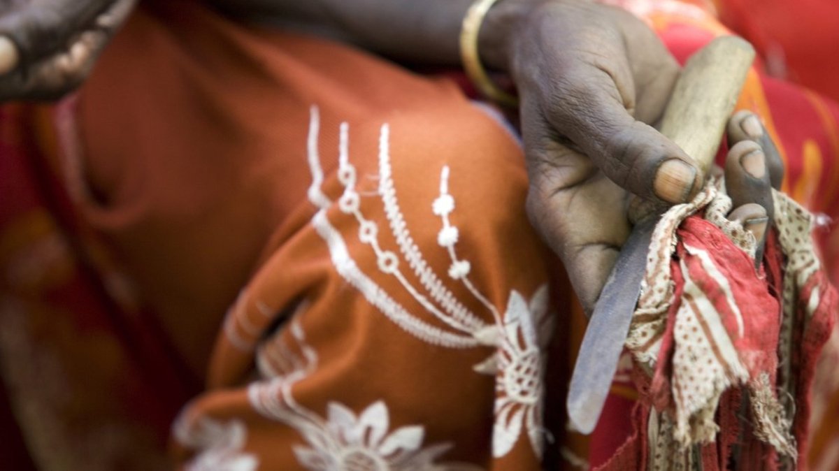 Weibliche Genitalverstümmelung: Kampf gegen lebenslange Qual