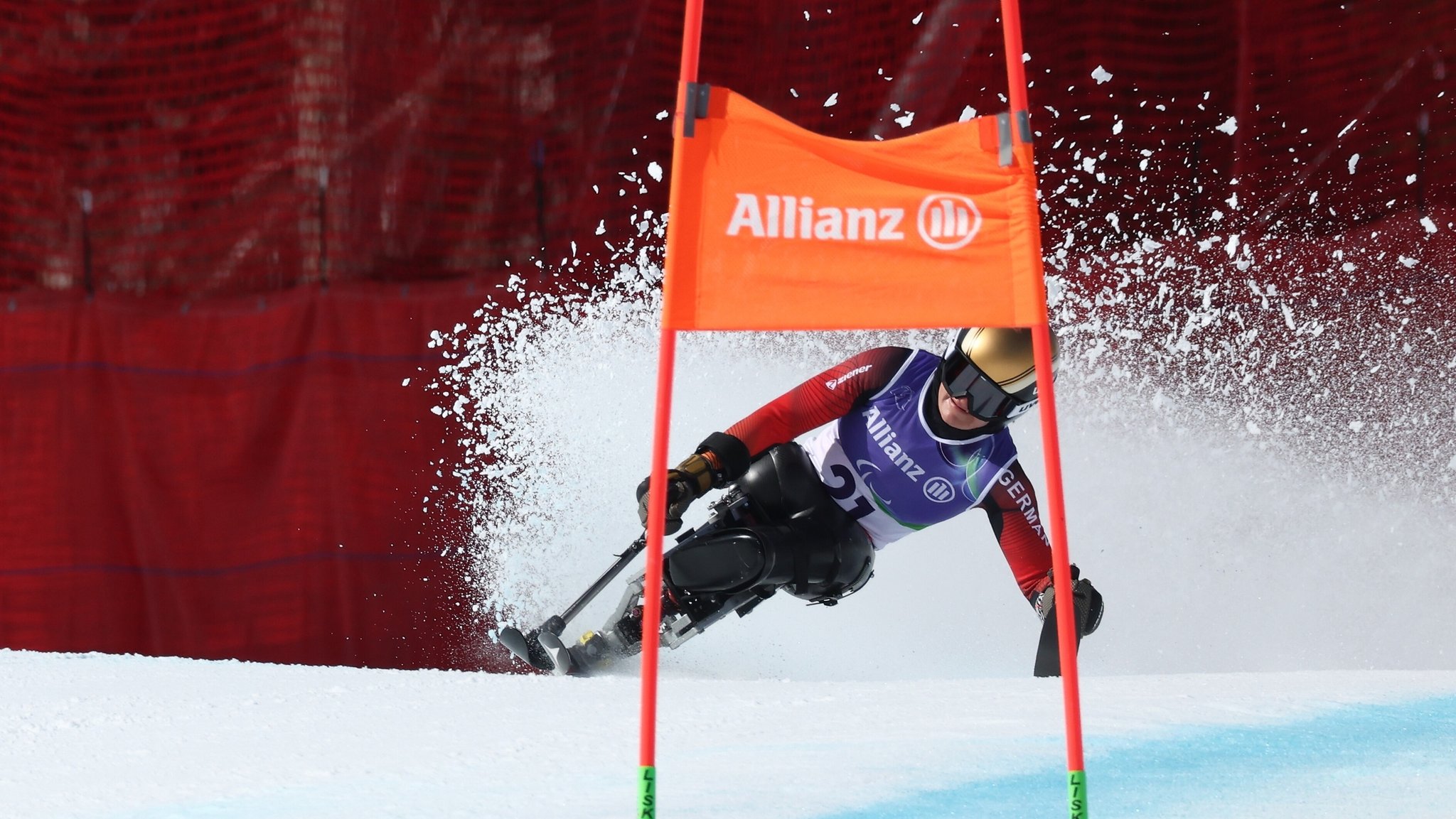 Anna-Lena Forster aus Deutschland (Team D)bei der Abfahrt der Damen.