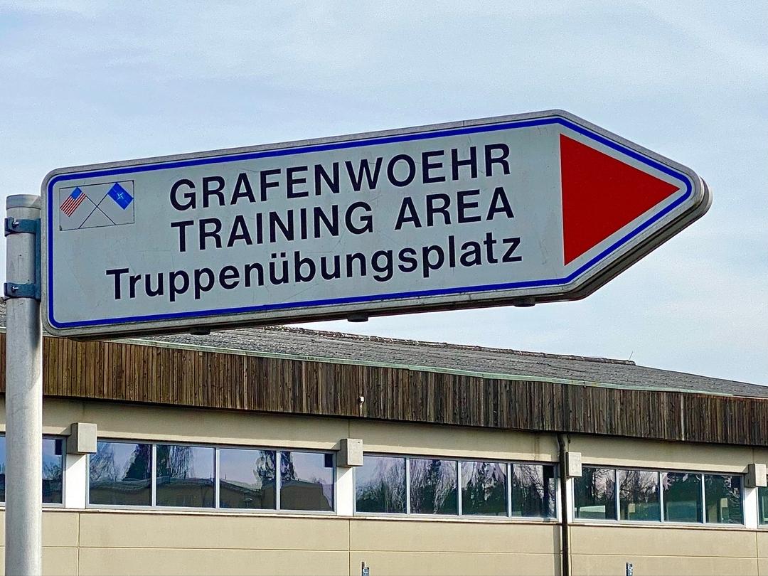 Der Truppenübungsplatz in Grafenwöhr ist - wie der Name schon sagt - ein Übungsplatz. Internationale Waffensystem werden hier nicht stationiert. 