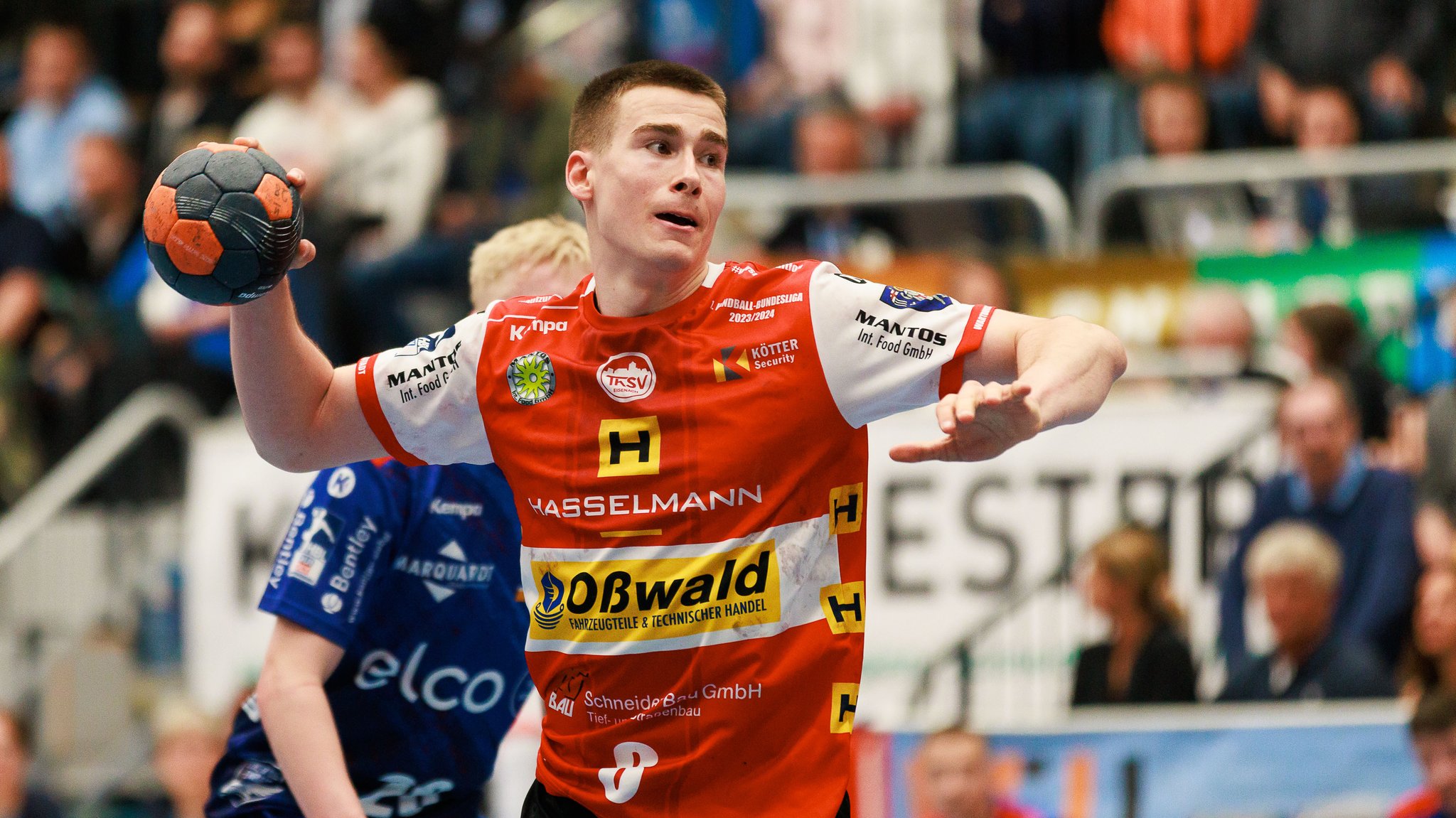 Manuel Zehnder beim 7-Meter am 31. Spieltag, Handball Bundesliga