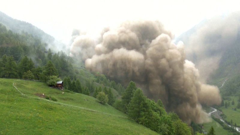 Bergsturz in Blatten | Bild: Bayerischer Rundfunk 2025 Bergsturz in Blatten