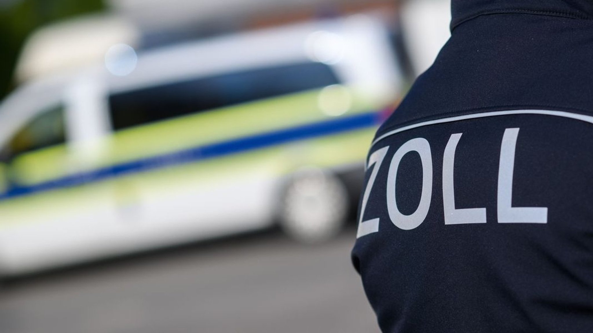 Vier Festnahmen bei Razzia wegen Bestechung im Baugewerbe