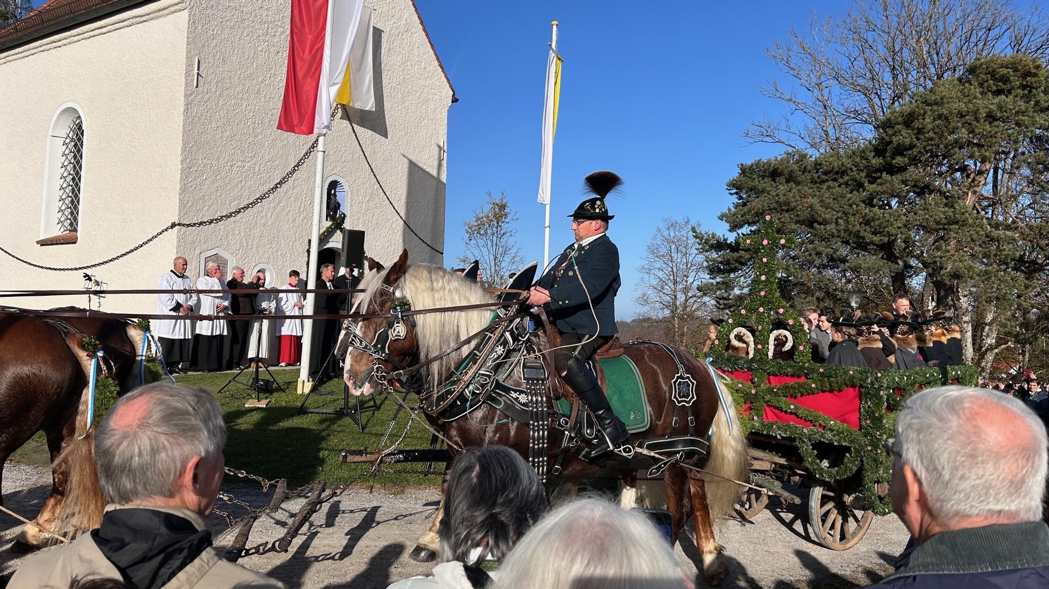 Leonhardiritt in Bad Tölz am 6. November 2024