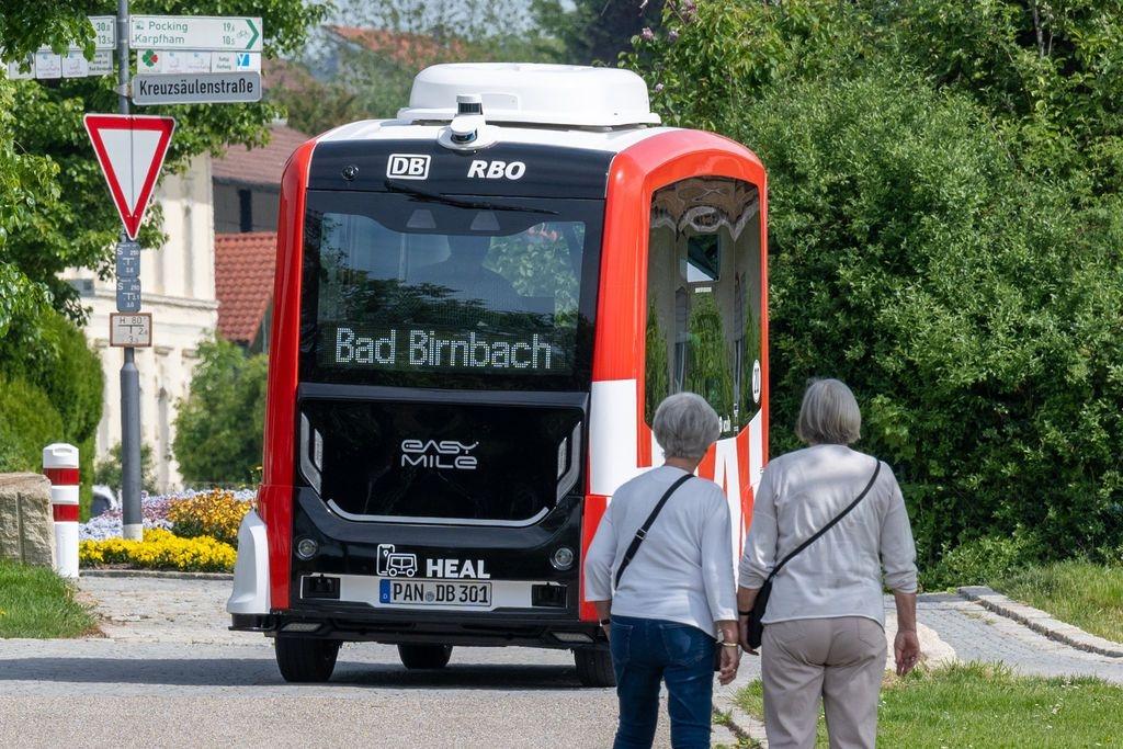 Autonom fahrender Bus in Bad Birnbach 