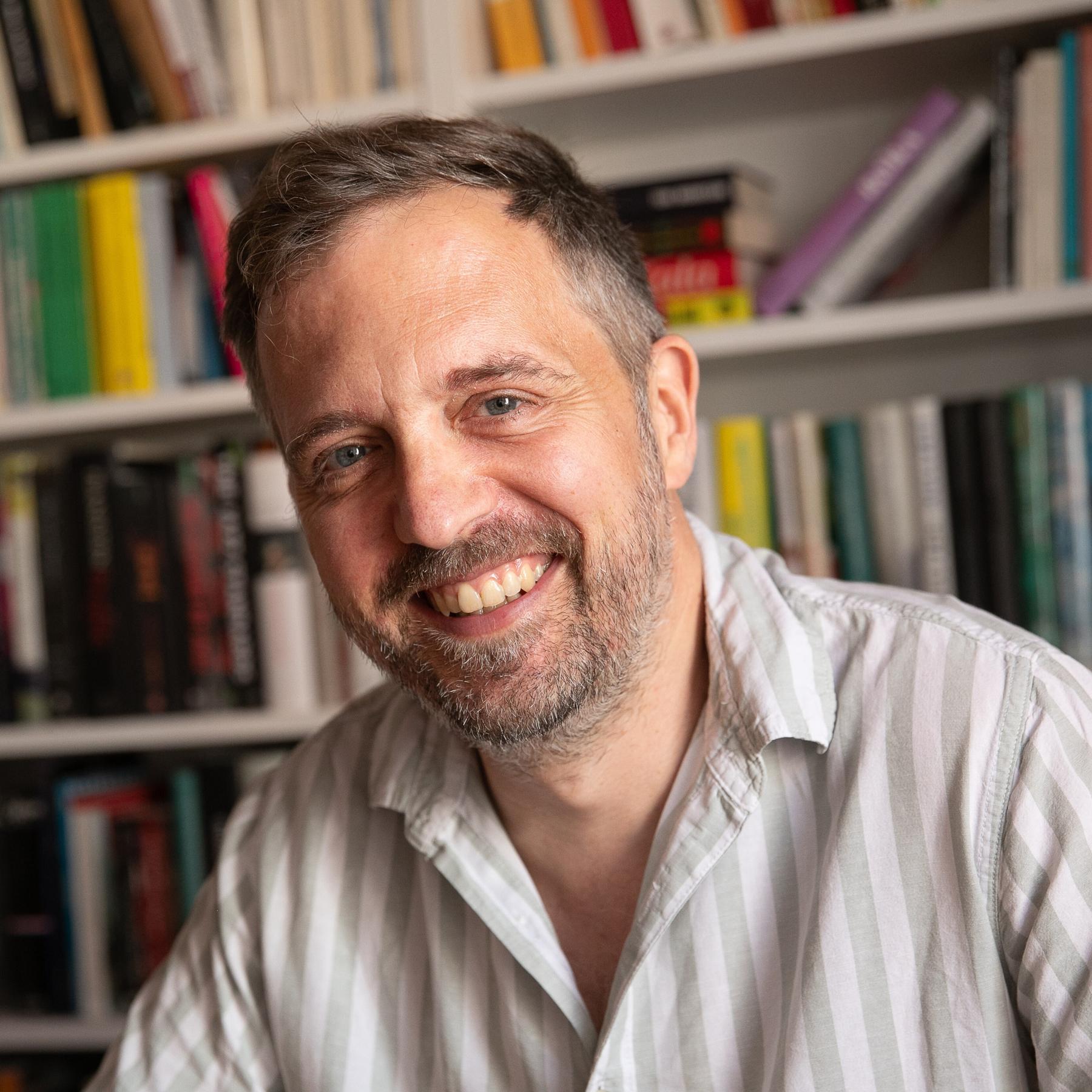 Jan Schönherr: Literatur übersetzen zwischen Leidenschaft und Prekariat