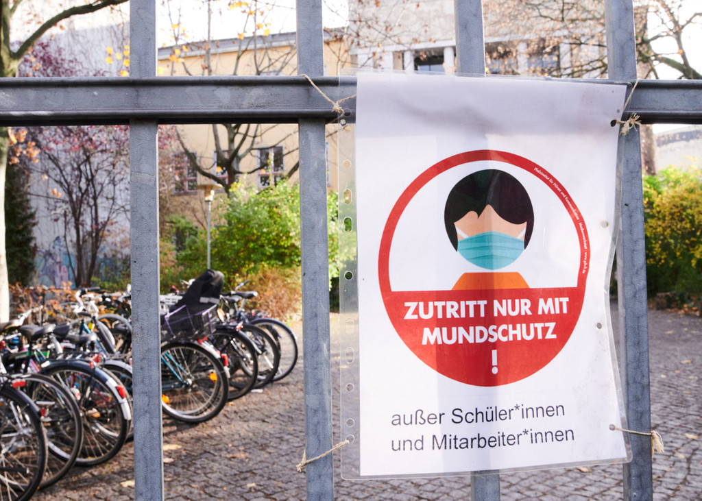 Maskenpflicht an einer Waldorfschule in Berlin