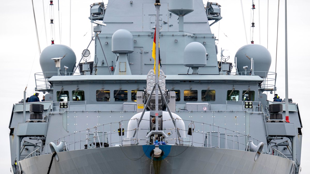 EU-Militäroperation: Fregatte "Hessen" bereitet Einsatz vor
