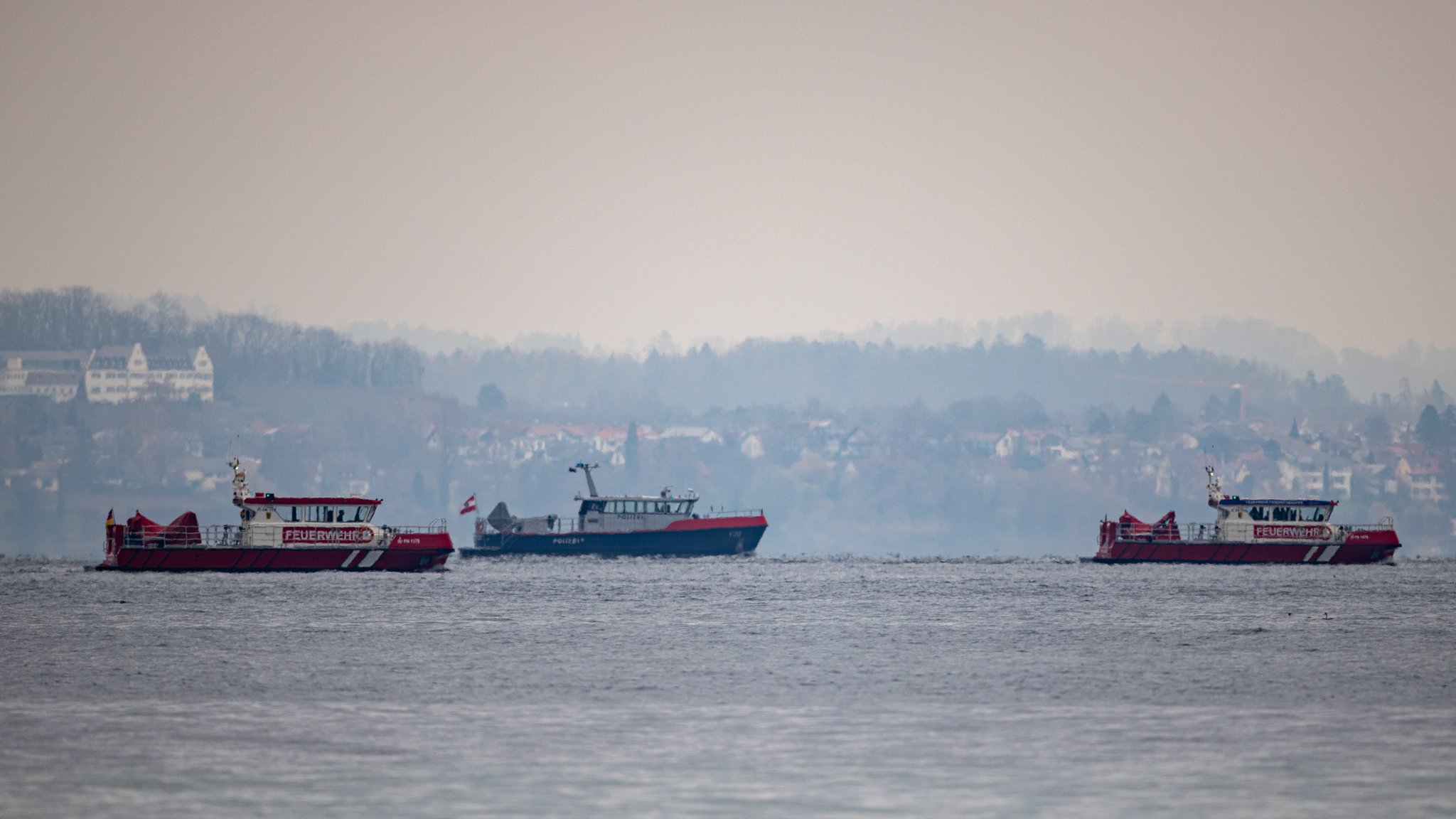 Boot gekentert – Zwei vermisste Segler tot aus Bodensee geborgen