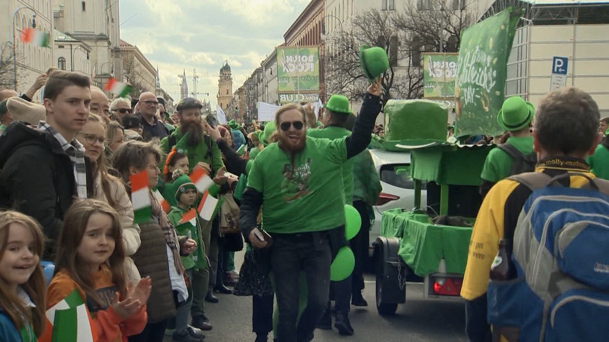 Saint Patrick's Day: Zehntausende bei Parade in München
